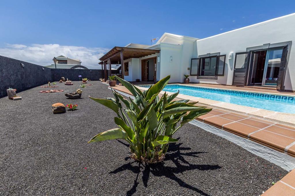 Villa El Faro Playa Blanca  Exterior photo